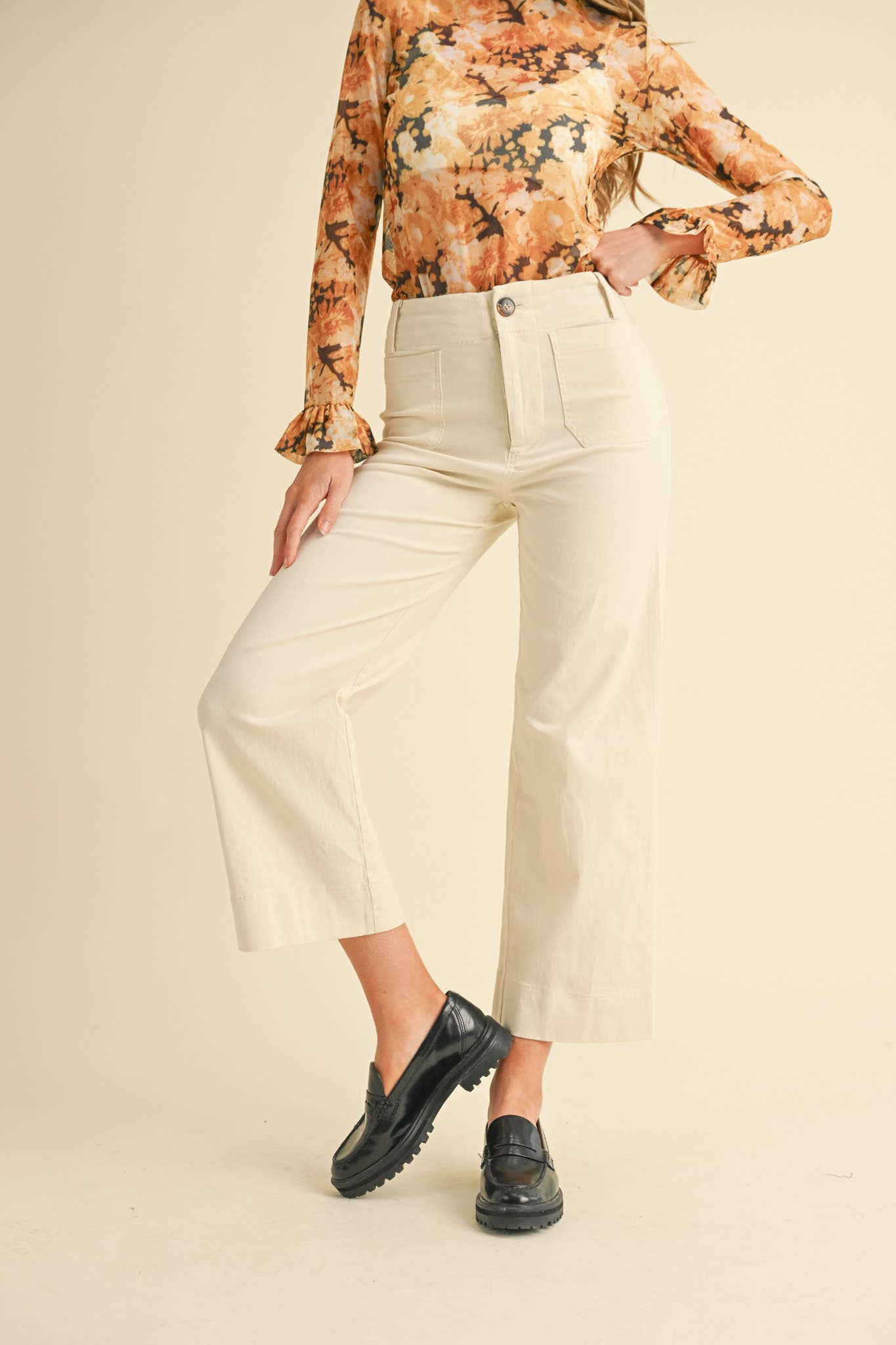 Cropped Wide Leg Pants